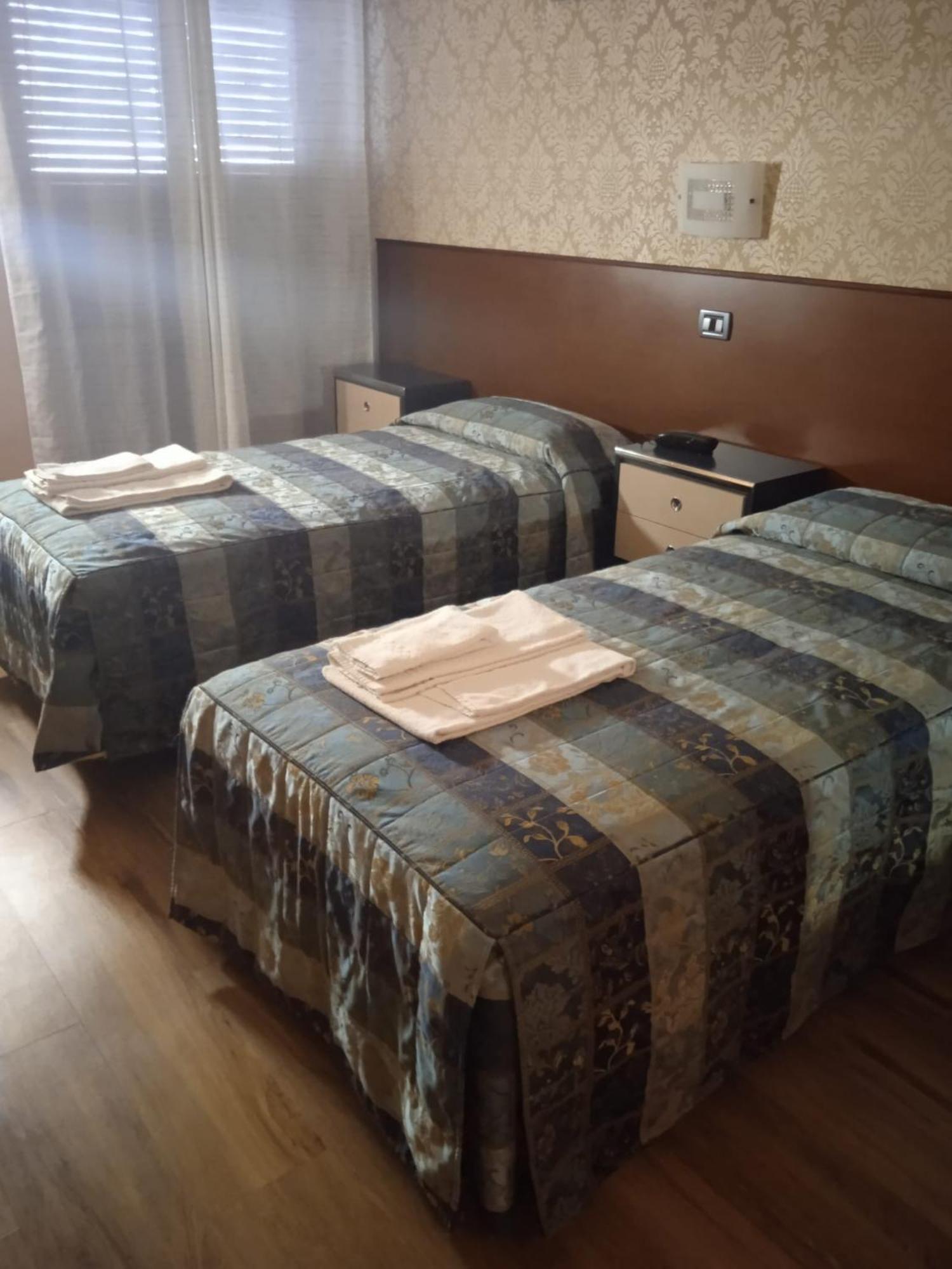 Hotel Parco Fiera Турин Экстерьер фото