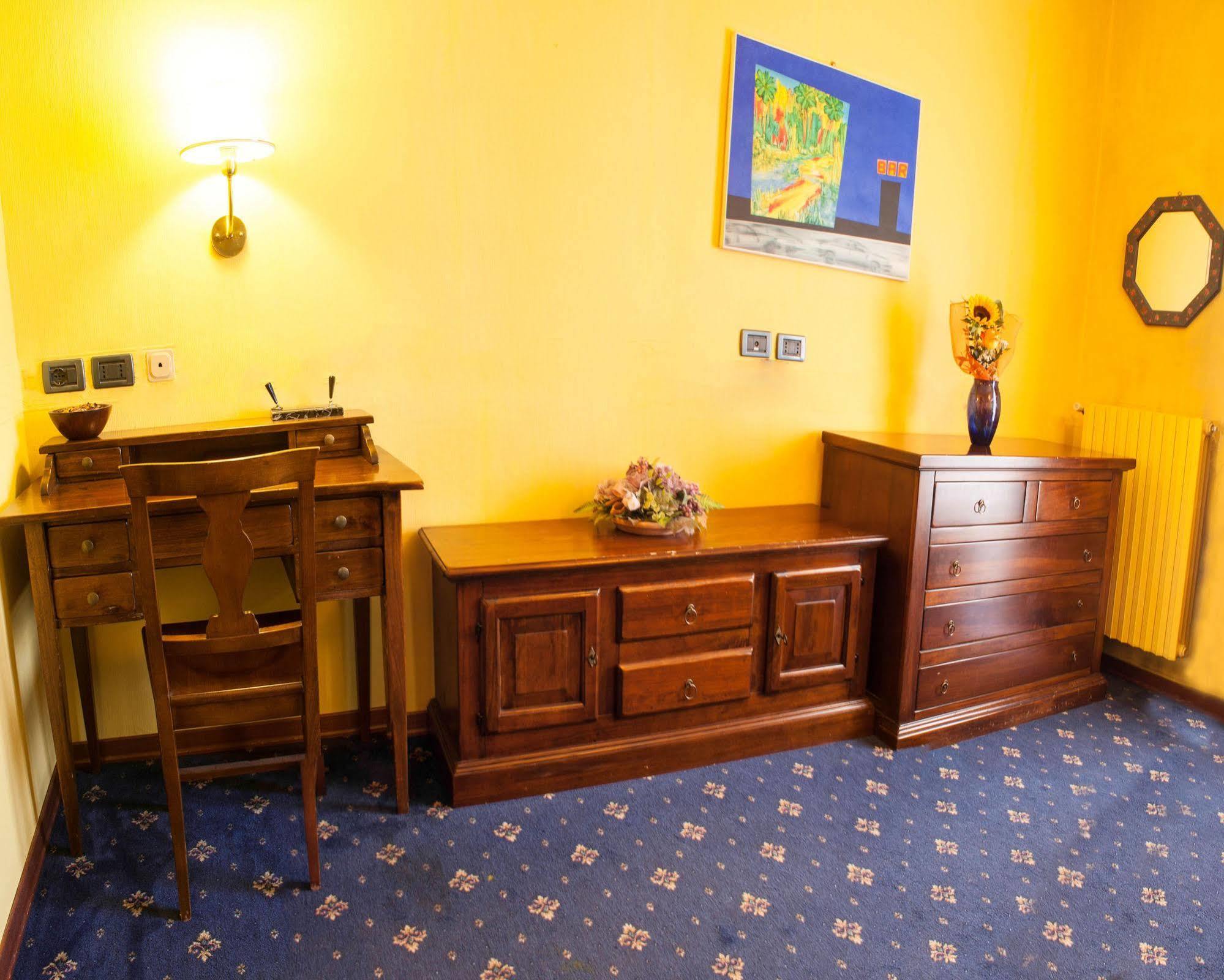 Hotel Parco Fiera Турин Экстерьер фото